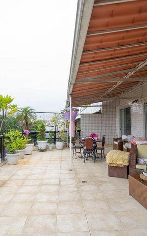 Apartamento à venda com 440m², 5 quartos e 6 vagas Apartamento à venda com 440m², 5 quartos e 6 vagasVaranda
