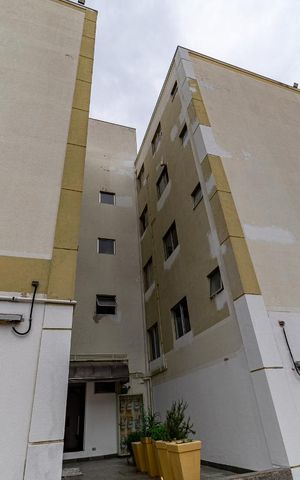 Apartamento à venda com 45m², 2 quartos e 1 vaga Apartamento à venda com 45m², 2 quartos e 1 vagaFachada do bloco