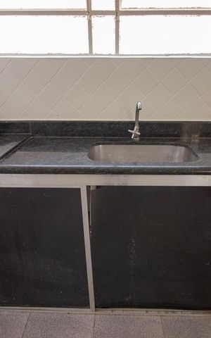 Casa à venda com 140m², 2 quartos e 2 vagasCozinha