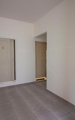 Casa à venda com 140m², 2 quartos e 2 vagasCozinha