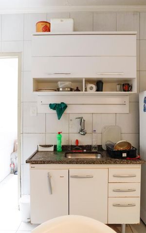 Apartamento à venda com 77m², 2 quartos e sem vagaCozinha