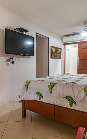 Casa à venda com 968m², 2 quartos e 1 vaga Casa à venda com 968m², 2 quartos e 1 vagaQuarto 2 - Suíte
