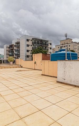 Casa à venda com 968m², 2 quartos e 1 vaga Casa à venda com 968m², 2 quartos e 1 vagaTerraço