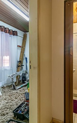 Casa à venda com 968m², 2 quartos e 1 vaga Casa à venda com 968m², 2 quartos e 1 vagaÁrea de Serviço