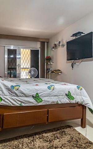 Casa à venda com 968m², 2 quartos e 1 vaga Casa à venda com 968m², 2 quartos e 1 vagaQuarto 2 - Suíte