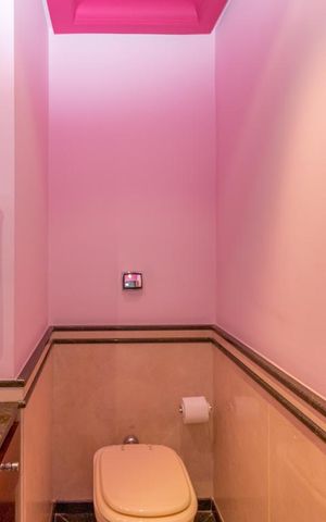 Apartamento à venda com 276m², 3 quartos e 4 vagas Apartamento à venda com 276m², 3 quartos e 4 vagasLavabo