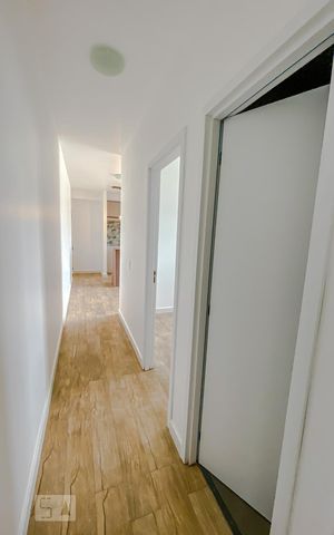 Apartamento para alugar com 63m², 2 quartos e 1 vagaCorredor