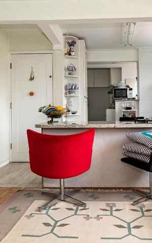 Apartamento à venda com 74m², 2 quartos e 1 vaga Apartamento à venda com 74m², 2 quartos e 1 vagaSala