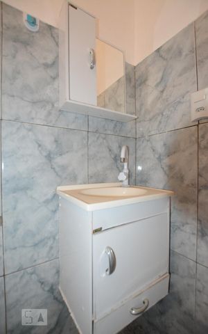 Apartamento à venda com 78m², 2 quartos e 1 vagaBanheiro Social