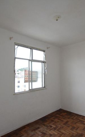 Apartamento à venda com 78m², 2 quartos e 1 vagaQuarto 2