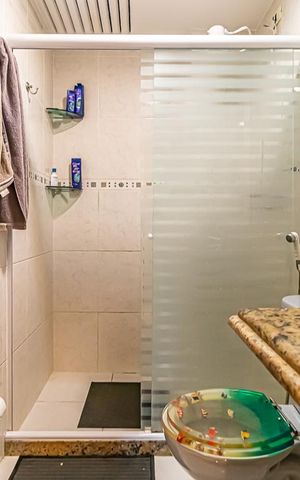 Apartamento à venda com 127m², 3 quartos e 2 vagas Apartamento à venda com 127m², 3 quartos e 2 vagasBanheiro Social