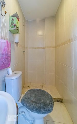 Apartamento à venda com 127m², 3 quartos e 2 vagas Apartamento à venda com 127m², 3 quartos e 2 vagasBanheiro de Serviço