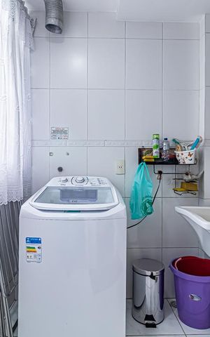 Apartamento à venda com 127m², 3 quartos e 2 vagas Apartamento à venda com 127m², 3 quartos e 2 vagasÁrea de Serviço