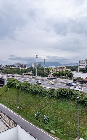 Apartamento à venda com 127m², 3 quartos e 2 vagas Apartamento à venda com 127m², 3 quartos e 2 vagasVista da Varanda