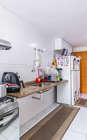 Apartamento à venda com 127m², 3 quartos e 2 vagas Apartamento à venda com 127m², 3 quartos e 2 vagasCozinha