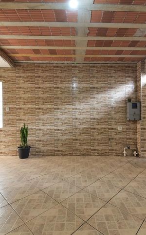 Casa à venda com 250m², 4 quartos e 2 vagas Casa à venda com 250m², 4 quartos e 2 vagasGaragem