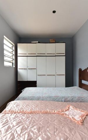 Casa à venda com 250m², 4 quartos e 2 vagas Casa à venda com 250m², 4 quartos e 2 vagasQuarto 1