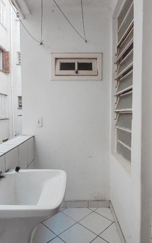 Apartamento à venda com 85m², 2 quartos e sem vaga Apartamento à venda com 85m², 2 quartos e sem vagaÁrea de Serviço