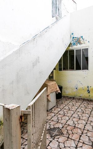 Casa à venda com 181m², 3 quartos e 2 vagasÁrea de Serviço