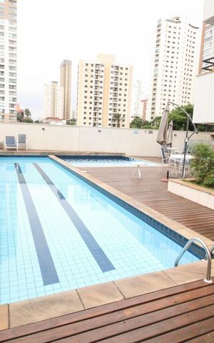 Apartamento à venda com 80m², 3 quartos e 2 vagas Apartamento à venda com 80m², 3 quartos e 2 vagasPiscina
