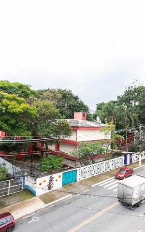 Apartamento à venda com 40m², 1 quarto e sem vagaVaranda - Vista