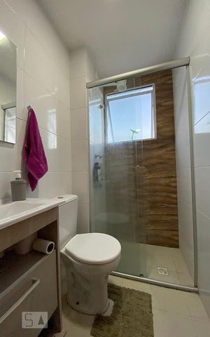 Apartamento à venda com 42m², 2 quartos e 1 vaga Apartamento à venda com 42m², 2 quartos e 1 vagaBanheiro