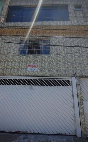 Casa à venda com 160m², 3 quartos e 8 vagasFachada