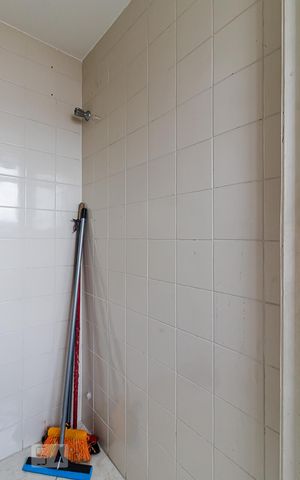 Apartamento à venda com 95m², 3 quartos e 1 vaga Apartamento à venda com 95m², 3 quartos e 1 vagaBanheiro de Serviço