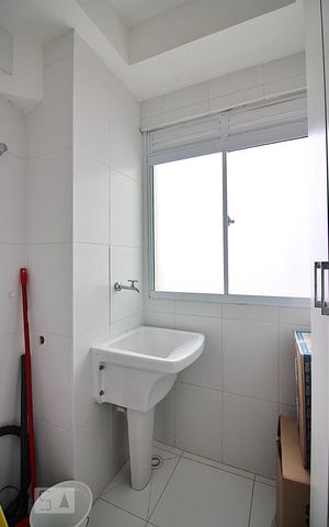 Apartamento à venda com 60m², 2 quartos e 2 vagasÁrea de Serviço