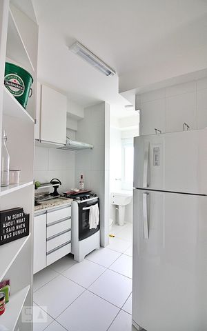 Apartamento à venda com 60m², 2 quartos e 2 vagasCozinha