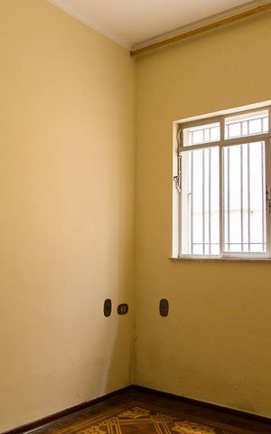 Casa à venda com 300m², 5 quartos e 4 vagasEscritório