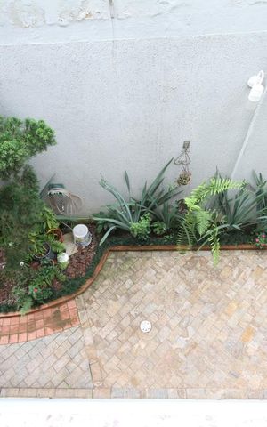 Casa de condomínio à venda com 237m², 3 quartos e 3 vagasVista