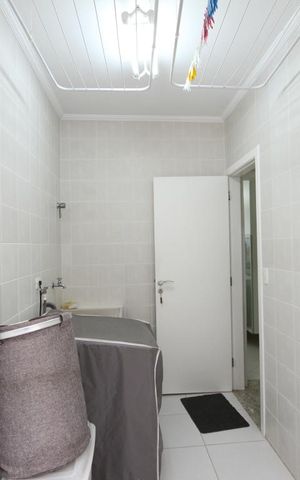 Casa de condomínio à venda com 237m², 3 quartos e 3 vagasÁrea de Serviço