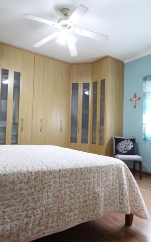 Casa de condomínio à venda com 237m², 3 quartos e 3 vagasSuíte 3