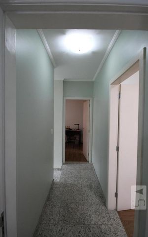 Casa de condomínio à venda com 237m², 3 quartos e 3 vagasCorredor
