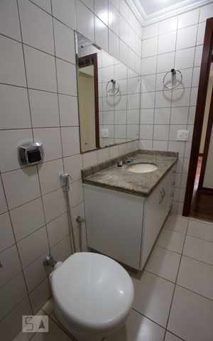 Apartamento para alugar com 120m², 3 quartos e 2 vagasBanheiro social
