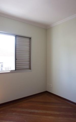 Apartamento para alugar com 120m², 3 quartos e 2 vagasQuarto 2