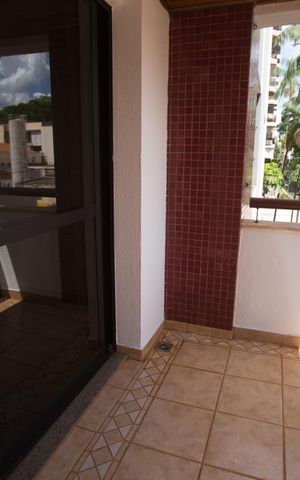 Apartamento para alugar com 120m², 3 quartos e 2 vagasVaranda da sala
