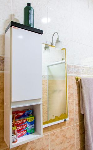 Casa à venda com 116m², 3 quartos e 2 vagas Casa à venda com 116m², 3 quartos e 2 vagasBanheiro social