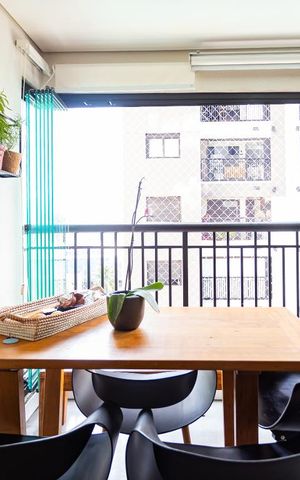 Apartamento para alugar com 61m², 2 quartos e 1 vaga Apartamento para alugar com 61m², 2 quartos e 1 vagaVaranda