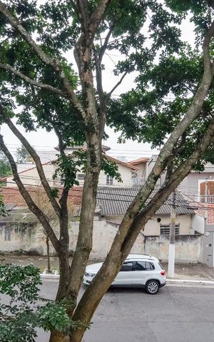 Casa à venda com 274m², 4 quartos e 3 vagas Casa à venda com 274m², 4 quartos e 3 vagasVista do Quarto 3