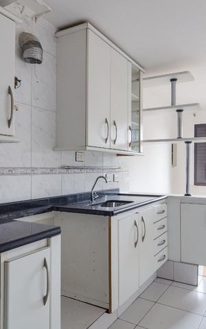 Casa à venda com 274m², 4 quartos e 3 vagas Casa à venda com 274m², 4 quartos e 3 vagasSala/Cozinha de Serviço
