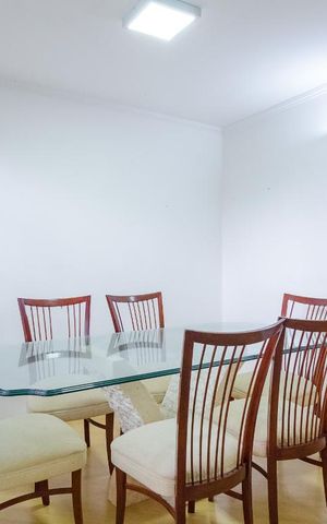 Casa à venda com 274m², 4 quartos e 3 vagas Casa à venda com 274m², 4 quartos e 3 vagasSala de Jantar