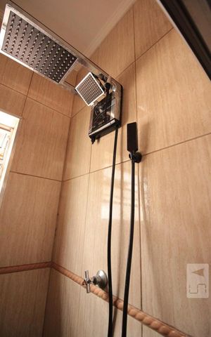 Casa à venda com 60m², 1 quarto e 2 vagasBanheiro da Suíte