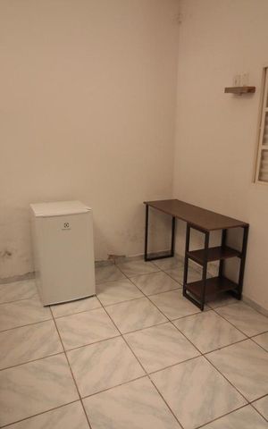 Casa à venda com 60m², 1 quarto e 2 vagasSuíte