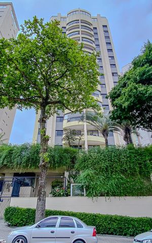 Apartamento à venda com 87m², 3 quartos e 2 vagasFachada