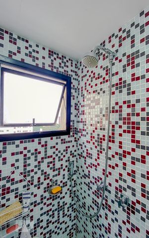 Apartamento à venda com 87m², 3 quartos e 2 vagasDetalhe Banheiro