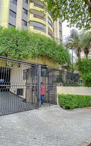 Apartamento à venda com 87m², 3 quartos e 2 vagasFachada