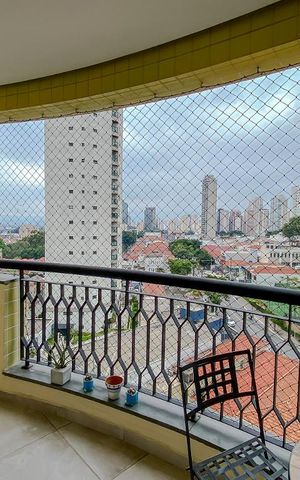 Apartamento à venda com 87m², 3 quartos e 2 vagasVaranda