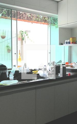 Casa à venda com 412m², 4 quartos e 6 vagas